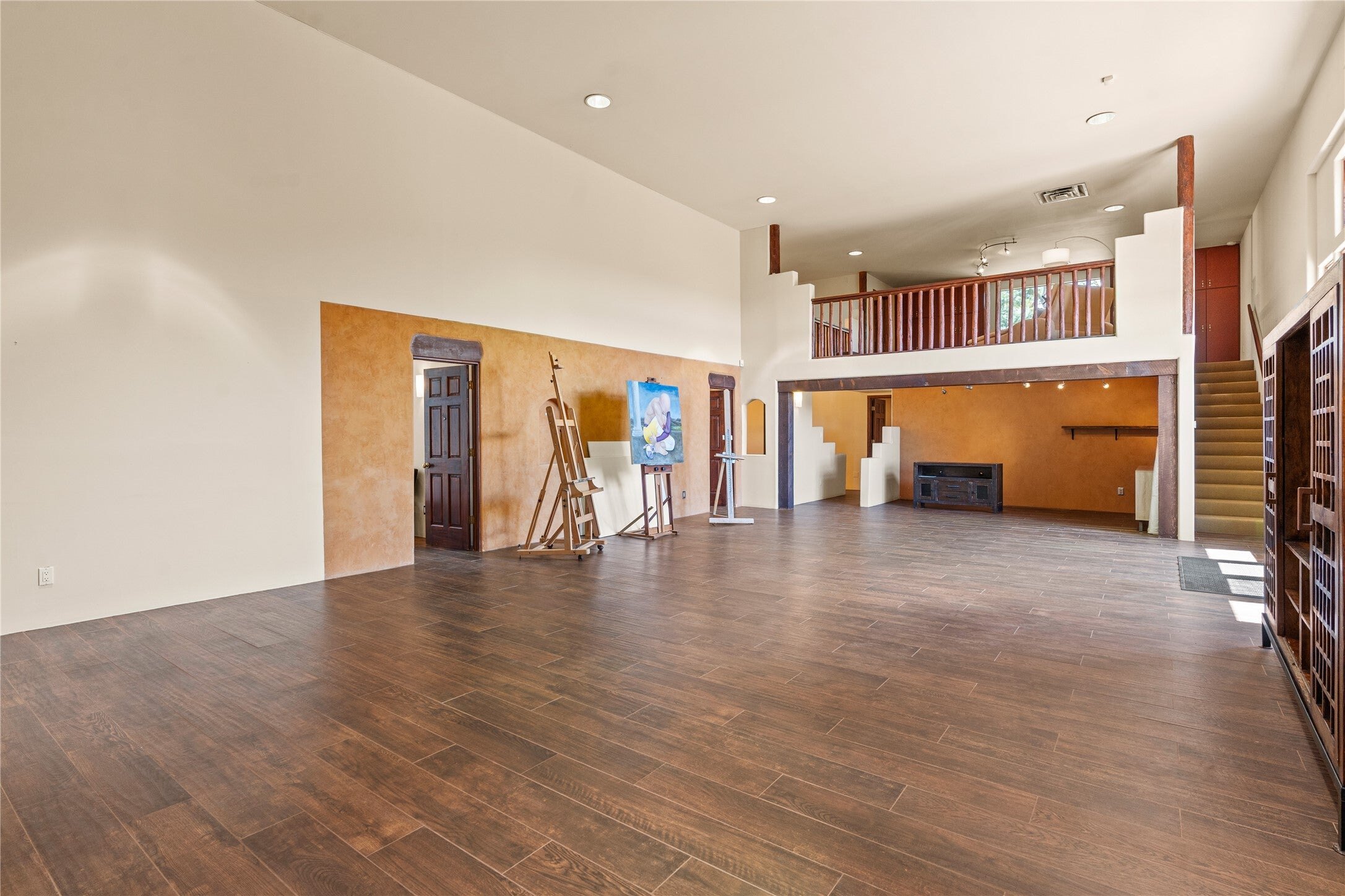 The empty acoustically designed studio at Rancho Los Dragones Dorados